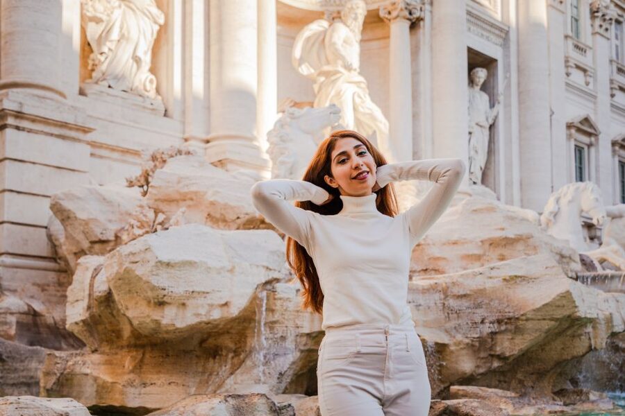 Rome: Private Photoshoot at the Trevi Fountain - When Trevi is restricted or the fountain is not running
