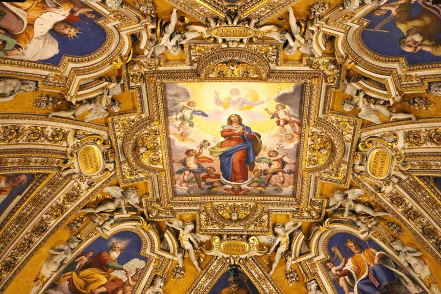 Rome: Santa Maria Maggiore and Panoramic Dome Guided Tour - The Panoramic Dome climb, 30 minutes of Rome in all directions