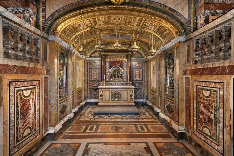 Rome: Santa Maria Maggiore Upper Areas Skip-the-Line Ticket - What to wear and bring so entry goes smoothly