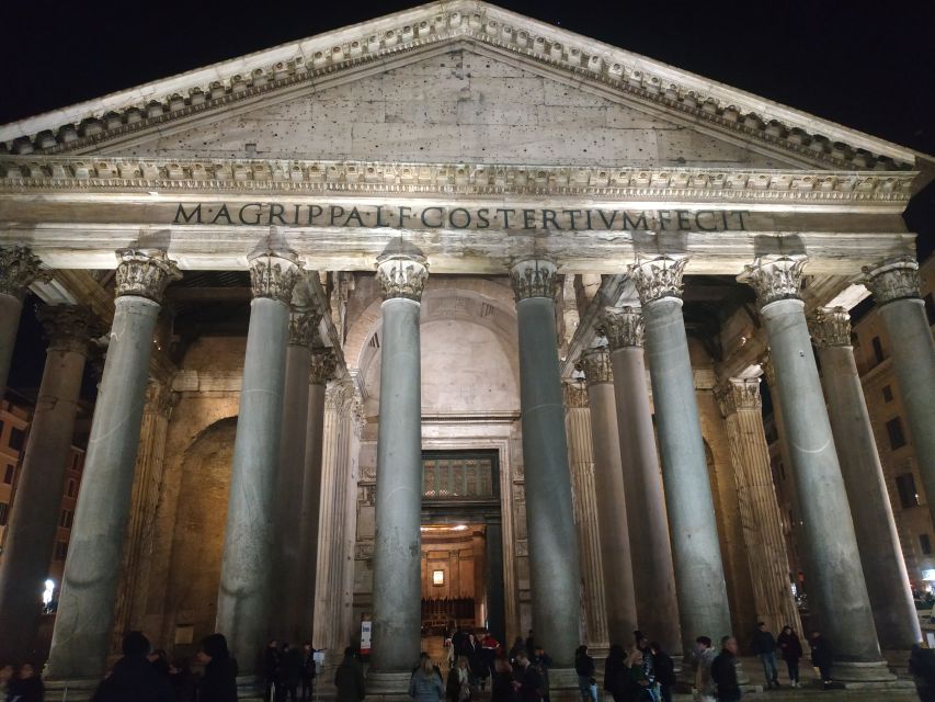 Rome: Spanish Steps, Trevi, Navona and Pantheon Sunset Tour - Spanish Steps finish: when the street theater is at its best
