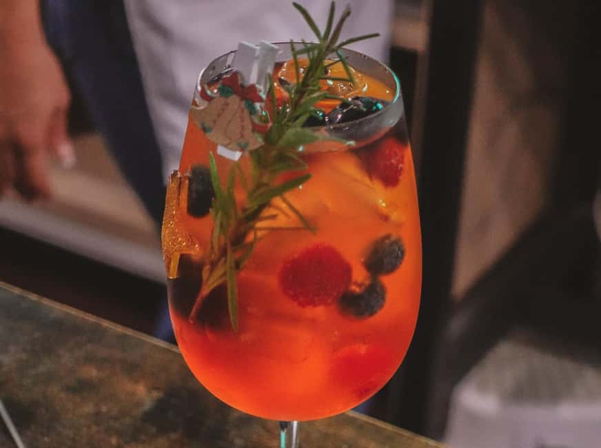 Rome: Spritz & Spaghetti Cooking Class - Group size, pacing, and the English-language benefit
