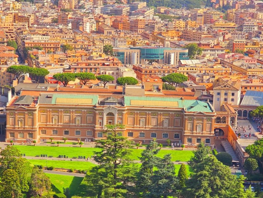 Rome: St. Peter's Basilica and Papal Tombs Guided Tour - Inside St. Peter’s Basilica: marble floors, golden ceilings, and major art