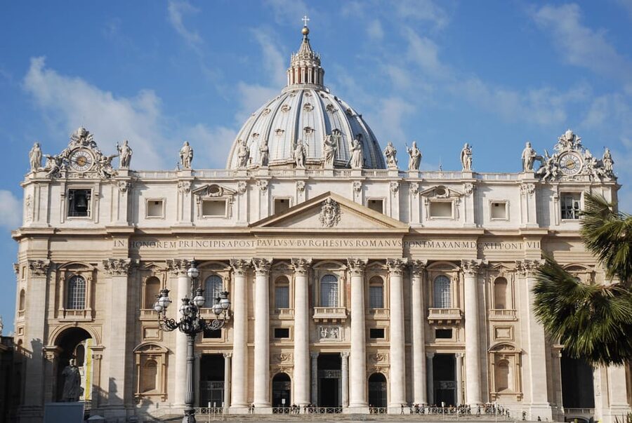 Rome: St. Peter’s Basilica Audio Guide with Dome Climb - Finding the meeting point near St. Peter’s without wasting time