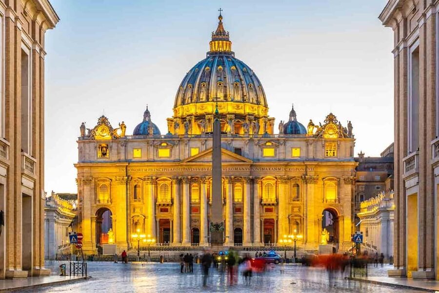 Rome: St.Peter's Basilica Audio Guide with Dome Tickets - The audio guide: what it is good for and how to use it well