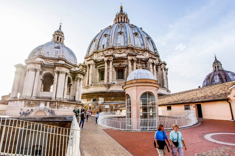 Rome: St. Peter's Basilica & Dome Entry Ticket & Audio Tour - The Basilica Stops That Actually Matter