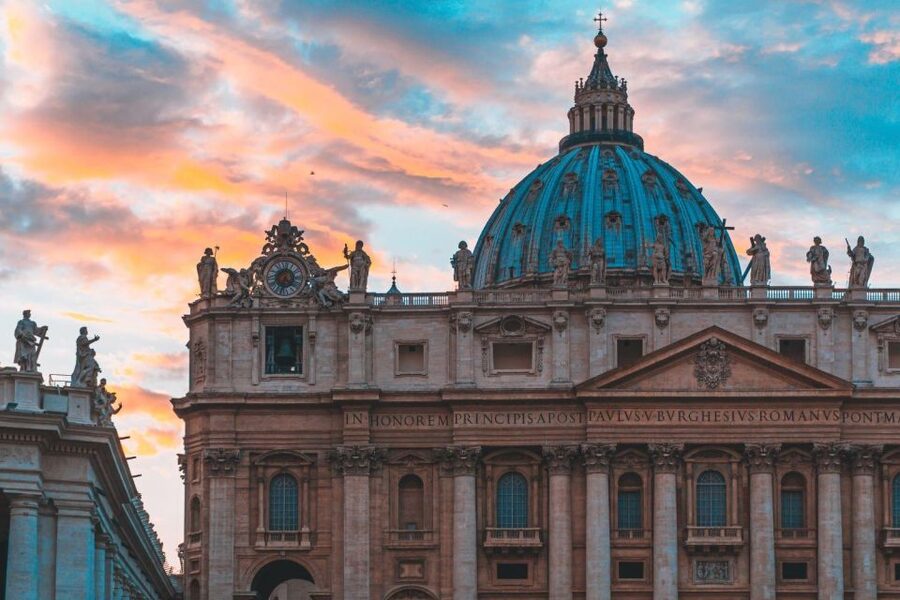 Rome: St. Peter's Basilica Express Guided Tour - St. Peter’s Square First, Vatican City in One Orientation Stop