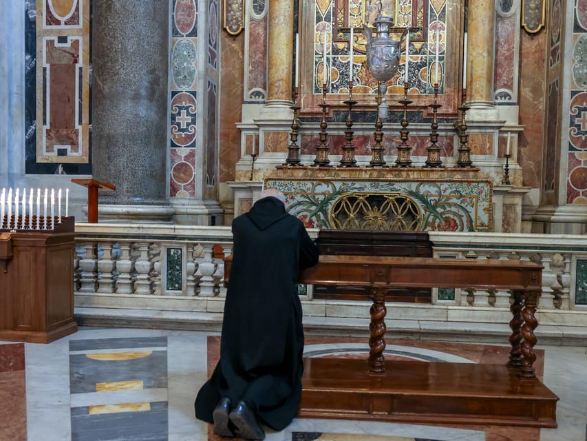 Rome: St. Peter's Basilica, La Pietà, Papal Tombs and Dome - Who should book, and who should skip