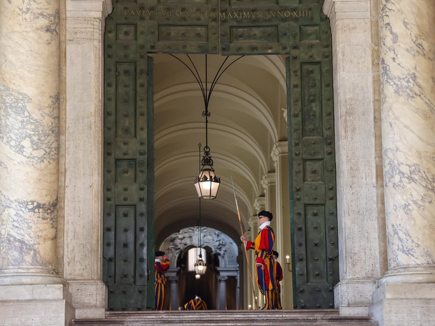 Rome: St. Peter's Basilica, La Pietà, Papal Tombs and Dome - The Pietà stop: where the art tells a human story