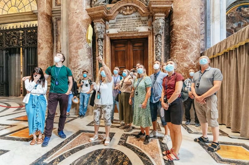Rome: St. Peter's Basilica, Papal Tombs, and Dome Climb Tour - How the guide handles Vatican crowd control (and why it matters)