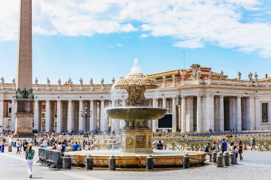 Rome: St. Peter's Basilica, Square and Grottoes Guided Tour - What to wear and bring, because this is Italy and rules are real