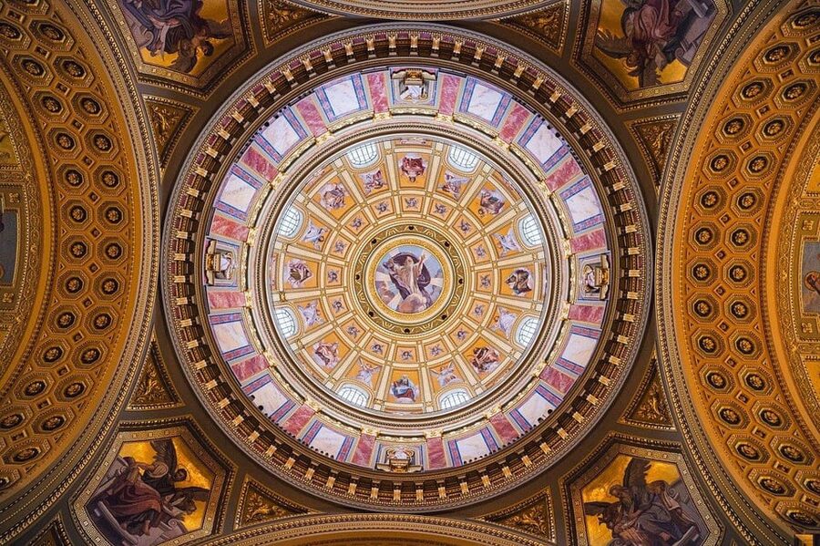 Rome: St. Peter's Basilica Tour - Down to the Vatican Grottoes: papal tombs and Saint Peter