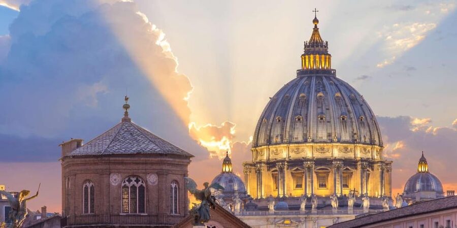 Rome: St. Peter's Basilica & Vatican Grottoes Guided Tour - Free Time Inside the Basilica: Use It Strategically