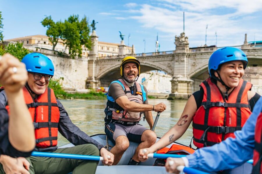 Rome: Tiber River Urban Rafting Tour with Roman Pizza - The 20-Minute Safety Briefing Before You Touch the Water