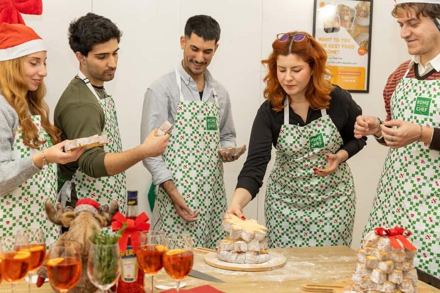 Rome: Traditional Pasta with Cocktails Cooking Class - Key highlights worth showing up for