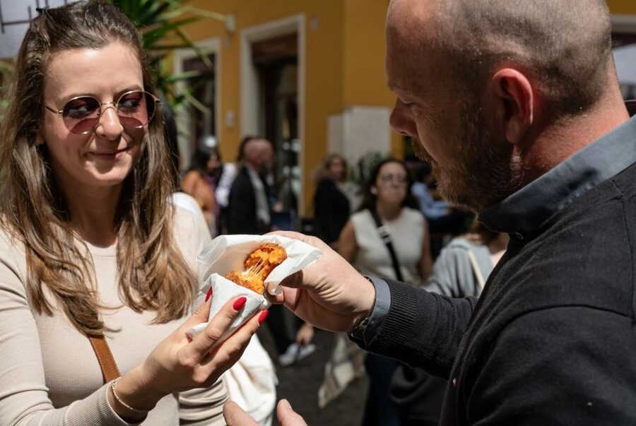 Rome: Trastevere & Campo de Fiori Street Food Walking Tour - Price and value: why $51 can make sense for Rome