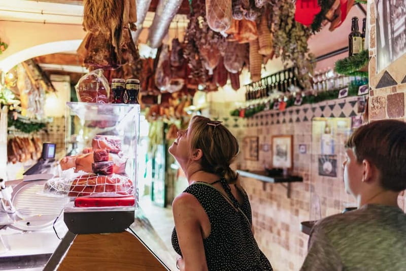 Rome: Trastevere or Jewish Quarter Street Food Tour - Key points at a glance