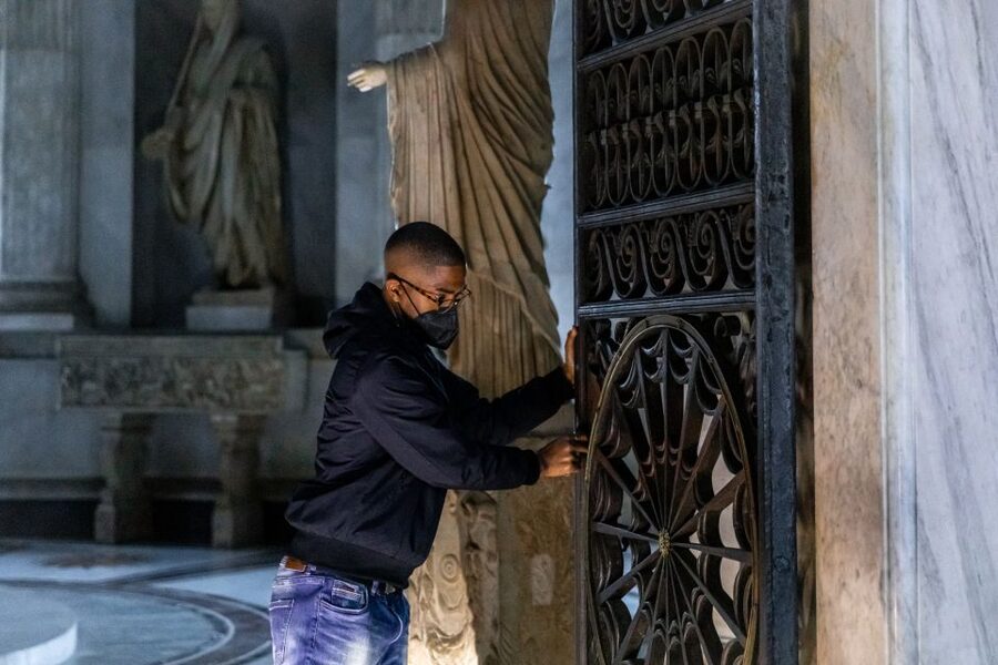 Rome: Turning the Lights on at the Vatican Museums - Price and value at $396.50 per person