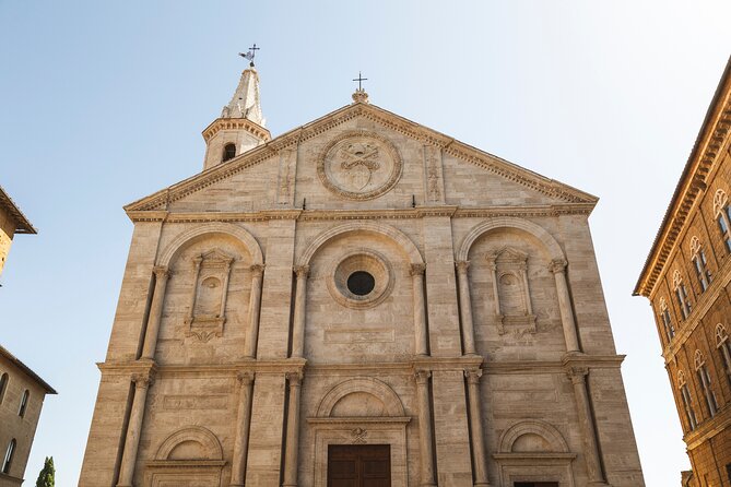 Rome: Tuscany & Montepulciano Day Trip with Lunch & Wine Tasting - Tuscan farm lunch and Brunello tasting: what’s included, and what to expect