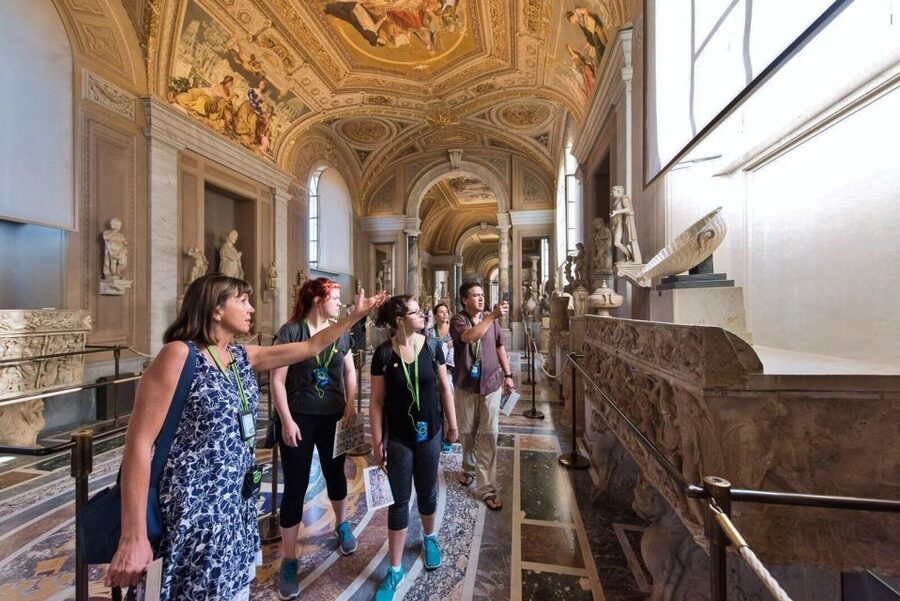 Rome: Vatican City Highlights Tour with Skip-the-Line Entry - Small Group Energy: Up to 10 Makes the Difference