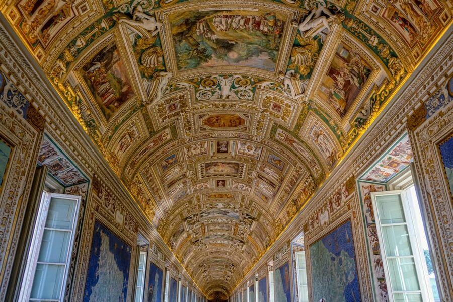 Rome: Vatican Museums and Sistine Chapel Guided Tour - Meeting next to Caffè Vaticano: logistics you should get right