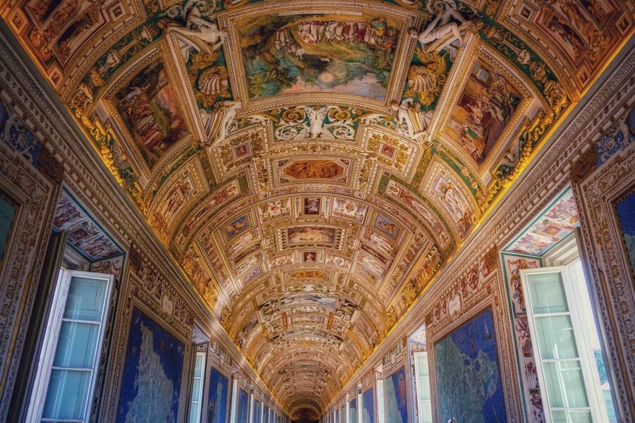 Rome: Vatican Museums and Sistine Chapel Skip-the-Line Entry - Big sculptures and famous names, what you should notice