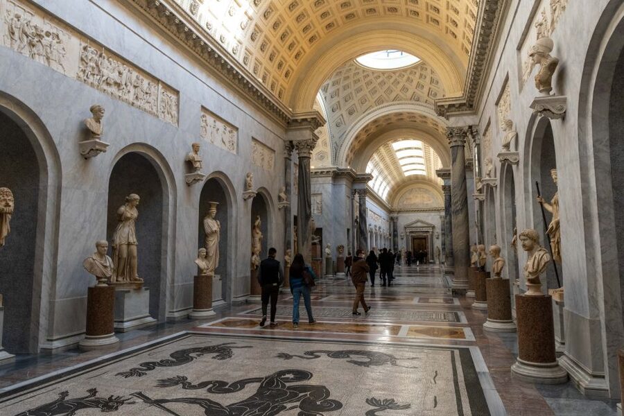 Rome: Vatican Museums, Sistine Chapel, and Basilica Tour - Language Options and the Guide Experience