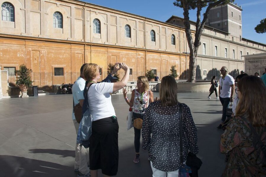 Rome: Vatican Museums, Sistine Chapel Tour & Basilica Access - Who this Vatican Museums and Sistine Chapel tour is best for