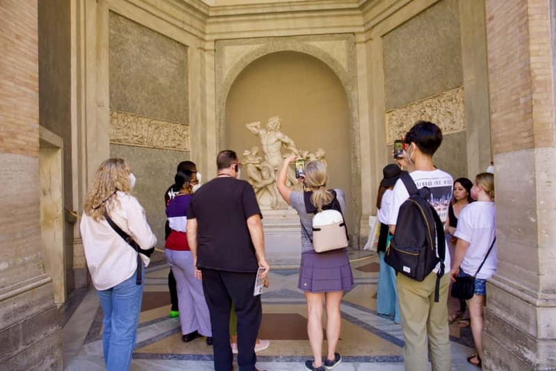 Rome: Vatican & St Peter's Basilica: unlock the wonders - St. Peter’s Basilica in about 30 minutes, and how to get the most out of it