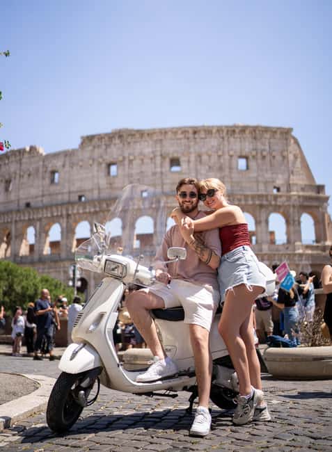Rome: Vespa scooter tour "When in Rome" - What the Tour Feels Like: Small Group Energy and Real Streets