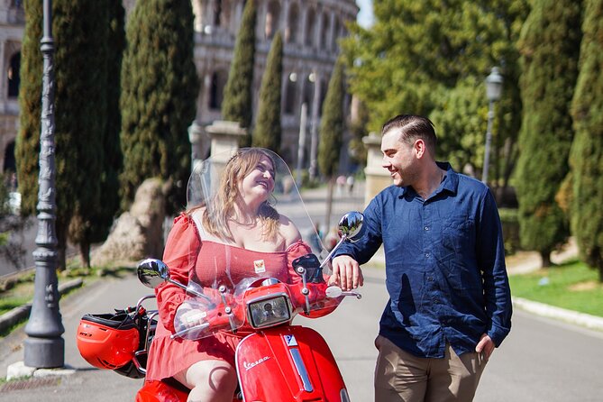 Rome Vespa Scooter Tour with Professional Photographer - Bocca della Verità: the legend photo moment