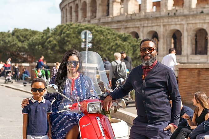 Rome Vespa Scooter Tour with Professional Photographer - Pantheon: one stop where photos cannot replace the feeling