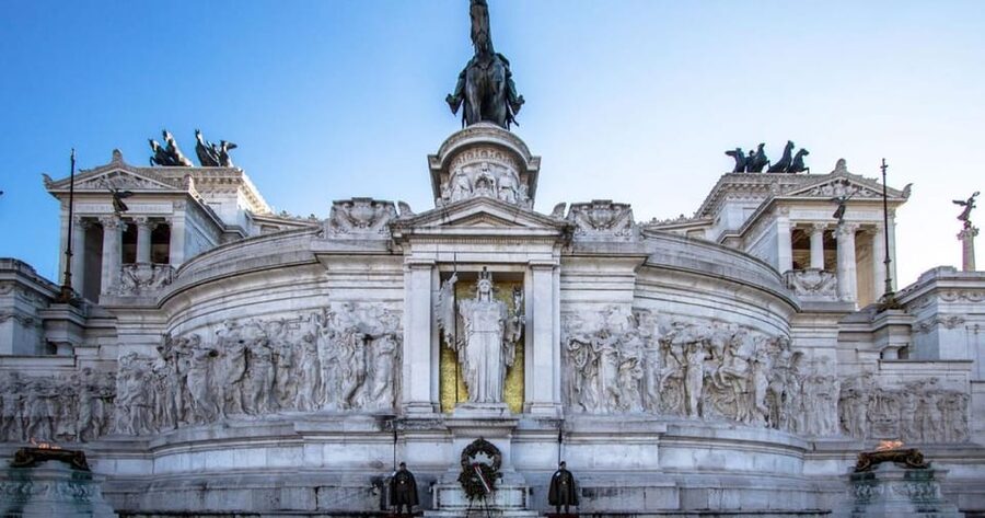Rome: Vittoriano with Rooftop & Palazzo Venezia Hosted Entry - How Long It Really Feels: One Hour, Self-Paced