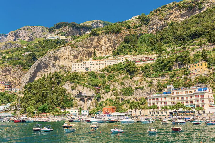 Round-Trip Ferry Ticket from Salerno to Amalfi and Positano - Boarding at the dock: the one thing that can be smooth or chaotic