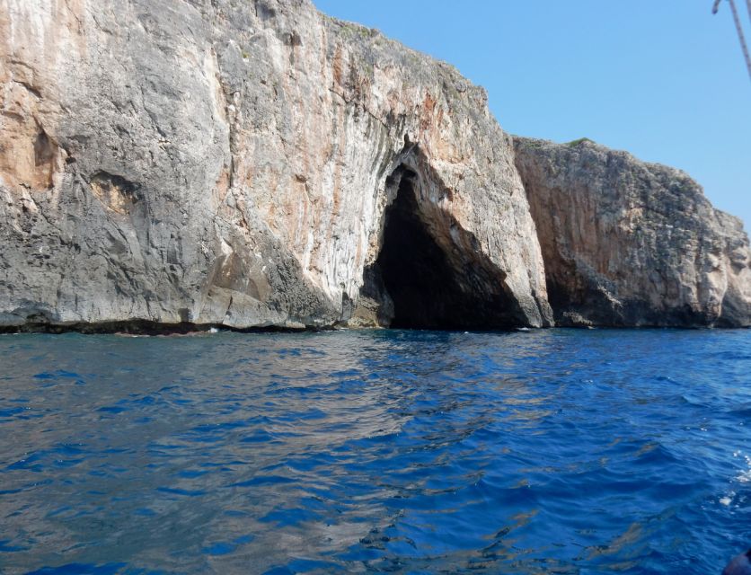 Santa Maria di Leuca: Caves Boat Tour - Swimming and snorkeling: expect short stops, clear water, and variable temps