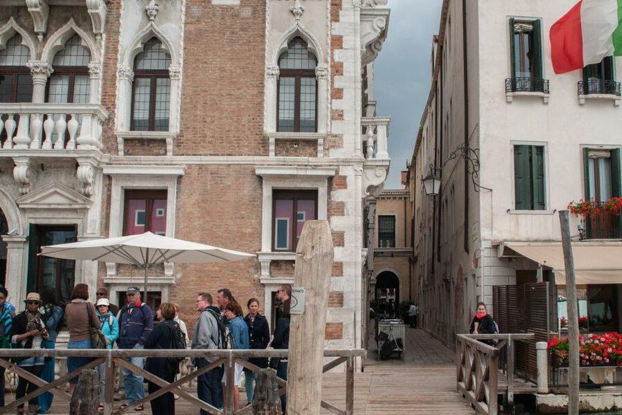Secret Venice & Gondola Tour - Key things that make this tour worth your time