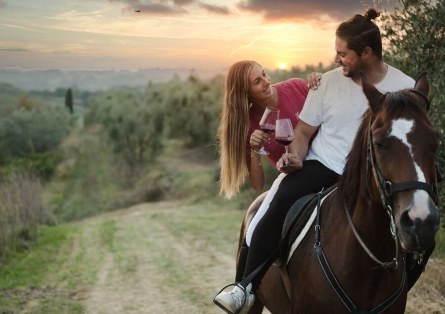 Siena: Horseback Adventure in the Tuscan Countryside - Dress Code, Weight Limits, and Packing the Right Shoes