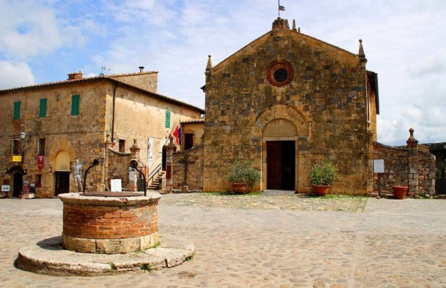 Siena: San Gimignano, Chianti & Montalcino Small-Group Tour - Brunello at the Local Cellar: Your Real Payoff