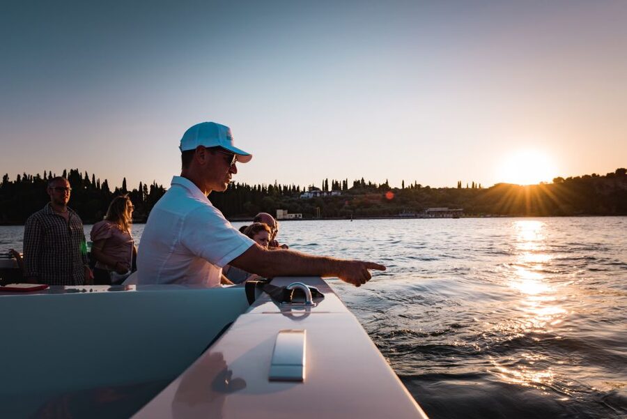 Sirmione: 25 Minute Boat Cruise around the Peninsula - Who this Sirmione boat cruise fits best, and who should skip it