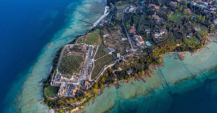 Sirmione: 25 Minute Boat Cruise around the Peninsula - Maria Callas Villa and Aquaria: two shoreline stops you can spot fast