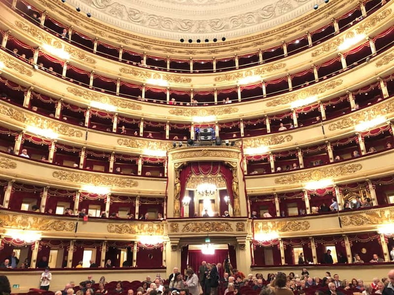 Skip-the-Line Duomo & La Scala Museum Tour + Hop On Hop Off - From Galleria Vittorio Emanuele II to the Duomo façade