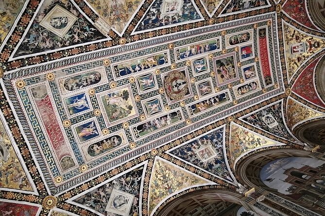 Skip the Line: Siena Duomo and City Walking Tour - Pace, photo stops, and how to handle the cobblestones