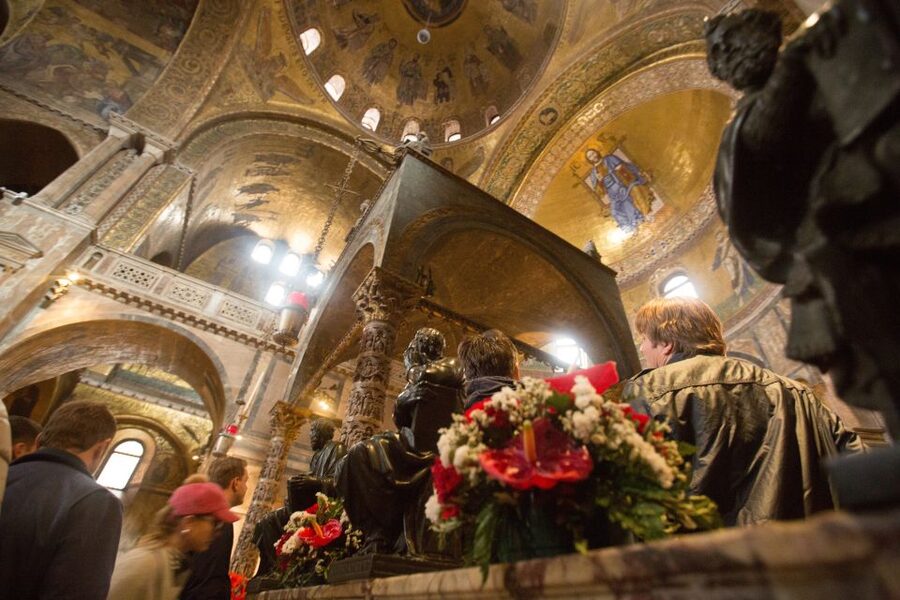 Skip the Line: St. Mark's Basilica Guided Tour - Terrace Views Over St. Mark’s Square and the Pala d’Oro Option