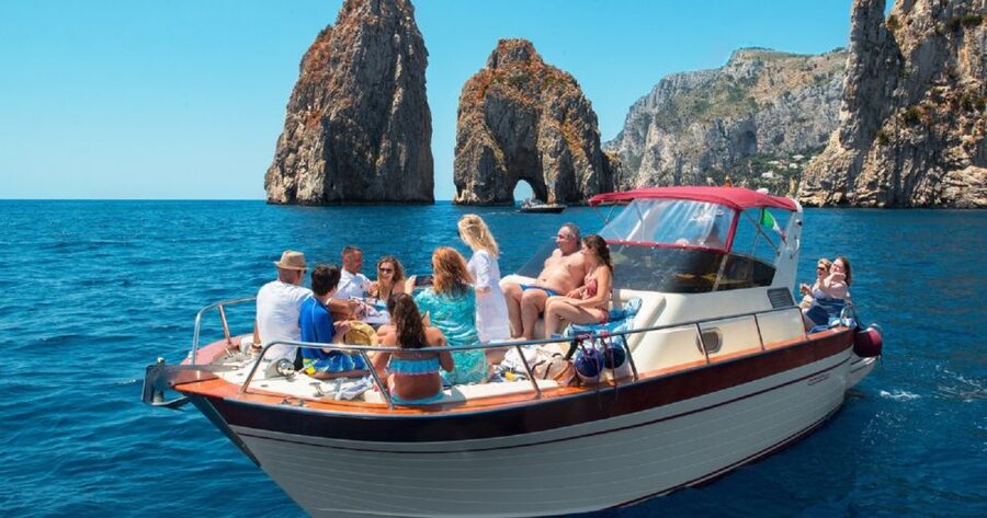 Sorrento: Capri and Blue Grotto Boat Cruise with Drinks - Sorrento meeting point and the smooth start at Parcheggio Achille Lauro
