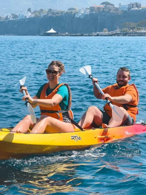 Sorrento: kayak small group tour to Bagni Regina Giovanna - Kayaking From Marina Grande to Queen Giovanna’s Baths