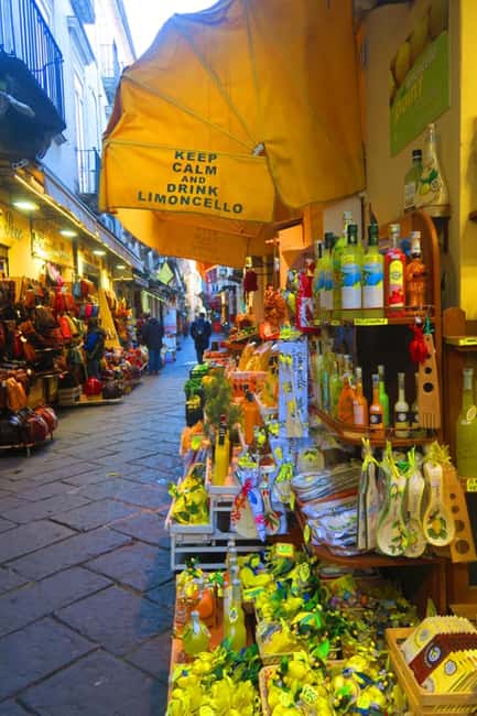 Sorrento: Night time Walking Tour & Limoncello Tasting - Villa Comunale Viewpoints: Sea-Air and Lemon-Region Mood