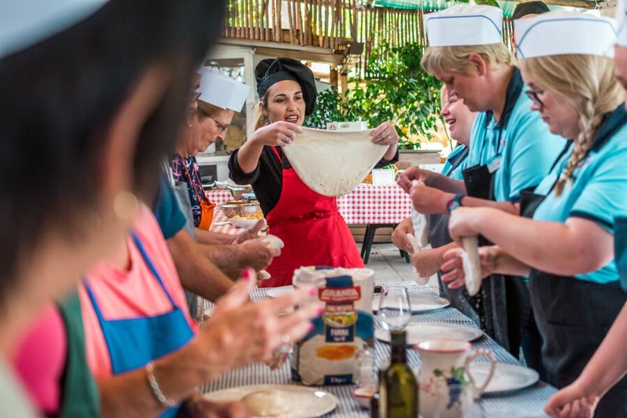 Sorrento: Pizza Making Class - Pizza Making in Sorrento: What You’re Really Paying For