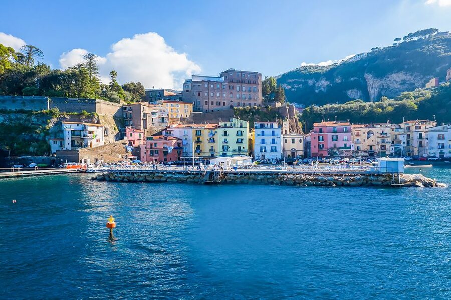 Sorrento: Sightseeing Cruise with Limoncello Tasting - Limoncello tasting and drinks: a proper Sorrento-style finish