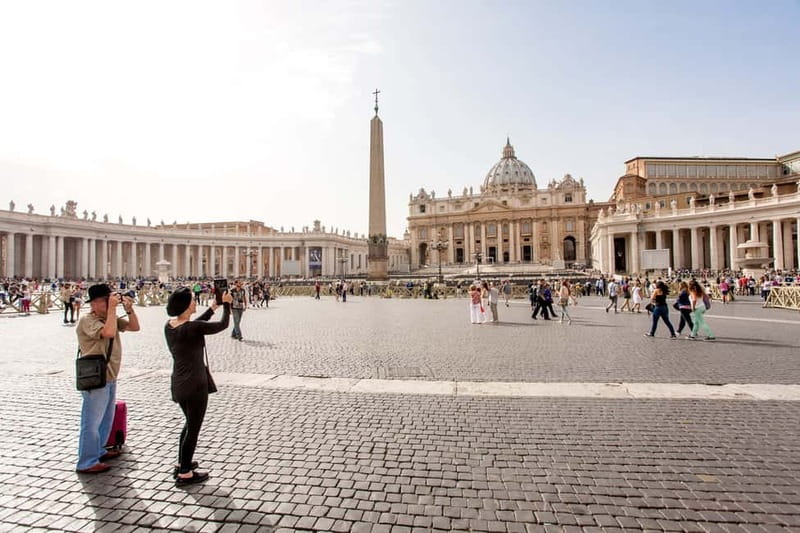 St Peter's Basilica Express Guided Tour with Dome Climb - Timing, heat, and crowds: plan smart, and you’ll enjoy more