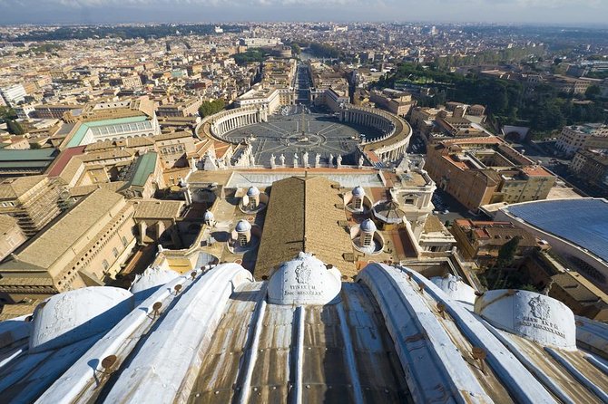 St. Peter’s Basilica Priority Access Tour with Dome & Crypt - St. Peter’s Square before the crush: how your timing pays off