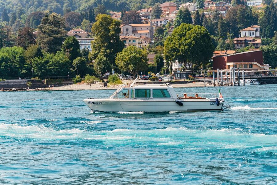 Stresa: 3 Borromean Islands Hop-On Hop-Off Boat Tour - Key things to know before you go